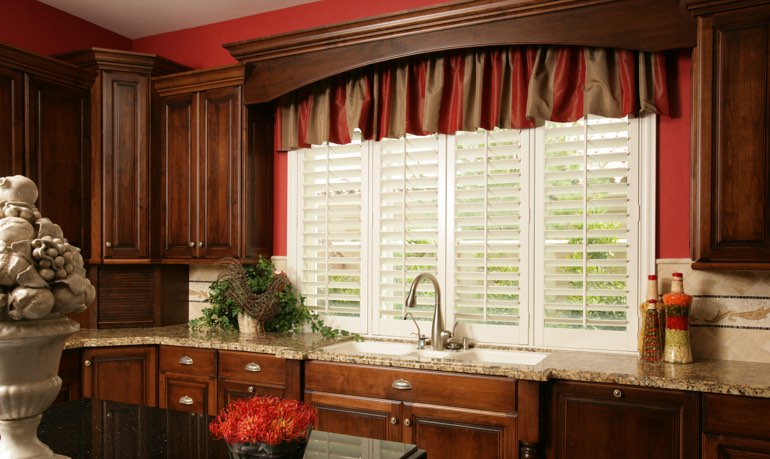 Destin kitchen shutter and cornice valance